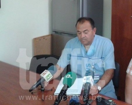 Топ лекар спаси живота на тежко пострадал и бременната му дъщеря