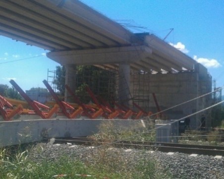 13-годишно дете е в пловдивска клиника за изгаряния след падане от жп надлез