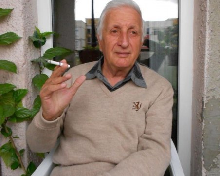 Пловдивският журналист Петър Генов представя новата си книга