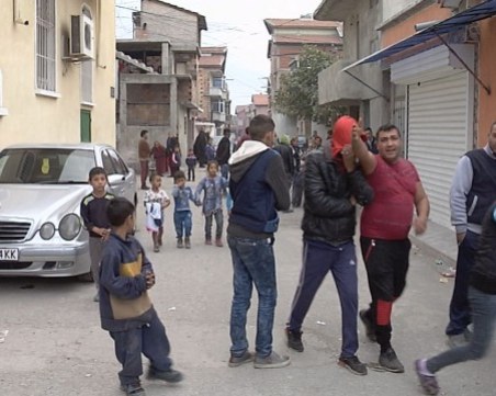 Побойникът от Сливен едва не прегазил и 2-годишно дете