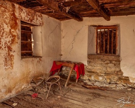 Къщата музей на Васил Левски е в окаяно състояние, руши се с всеки изминал ден СНИМКИ