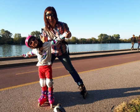 Пловдивчани се снимат в Смирненски, получават чисто нов велосипед