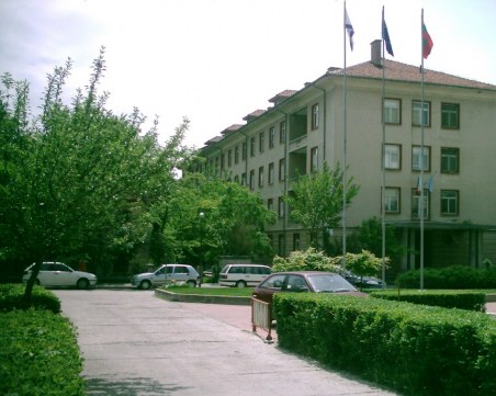 Протест пред санаториума в Хисаря, украински военнослужещи се настанявали с приоритет