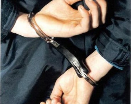 Психично болен почина по време на полицейски арест