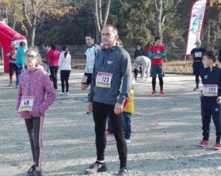 Бившият съпруг на жестоко убитата Виктория тръгна по последните й стъпки! СНИМКИ