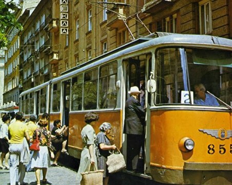 Когато баничката беше 10 стотинки: Как я карахме преди 10 ноември 1989 година