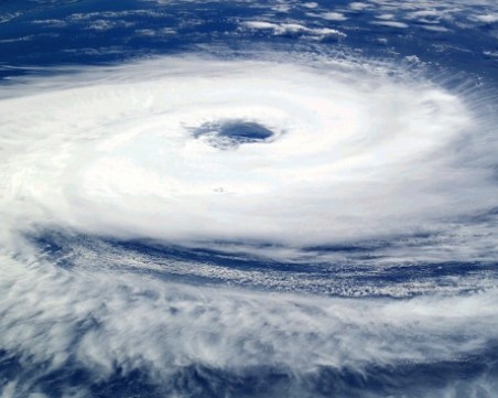 Мощен циклон удря Камчатка!