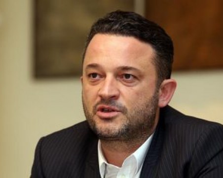 Обискираха кандидат за почетен консул на България в Македония