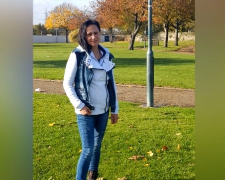 Българка в Лондон трогна стотици - помогна на жена да роди във.. влак