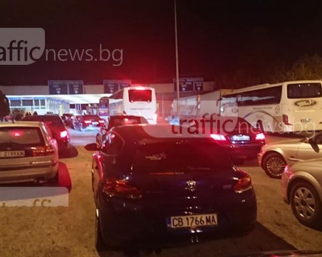 Кулата все още е под обсада СНИМКИ