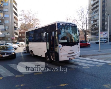 Блъснатата пешеходка в Пловдив е с гръдно-коремна травма, няма опасност за живота й ВИДЕО