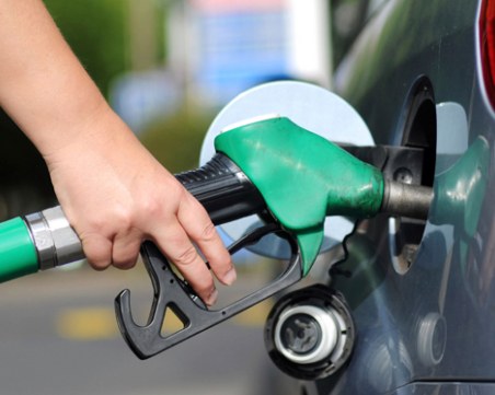 След проверка: Няма съществени нарушения в качеството на горивата у нас