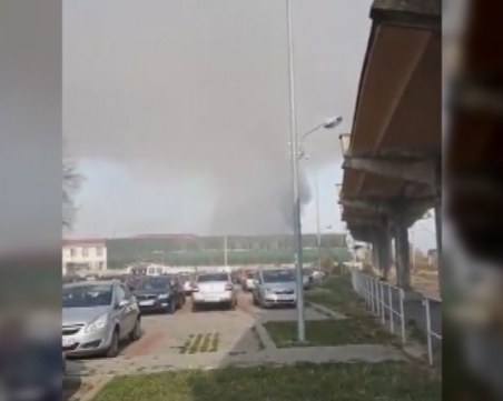 Жена загина при експлозия във фабрика за оръжия в Румъния