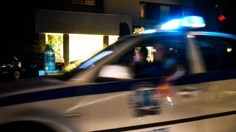Сапьори обезвредиха бомба пред дома на гръцки прокурор в Атина
