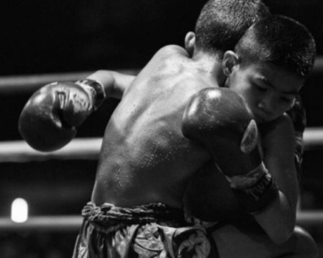 13-годишно момче почина след нокаут