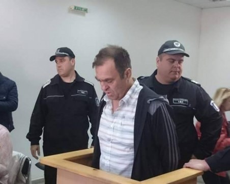 Екскметът Евстатиев се лекува при психиатър, след като излезе от затвора