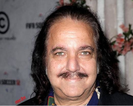 Фейсбук кампания иронизира хората, които споделят всичко в профилите си СНИМКИ