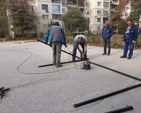 Обновяват спортните площадки в Кършияка СНИМКИ