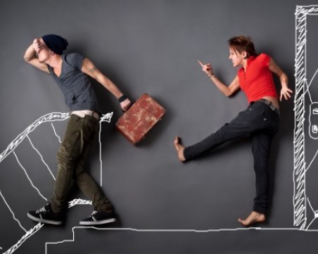 Приложение изтрива всички онлайн спомени за бившия