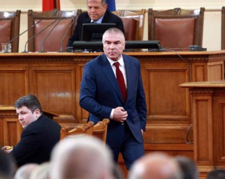 Ще останат ли без имунитет Веселин Марешки и Кръстина Таскова?