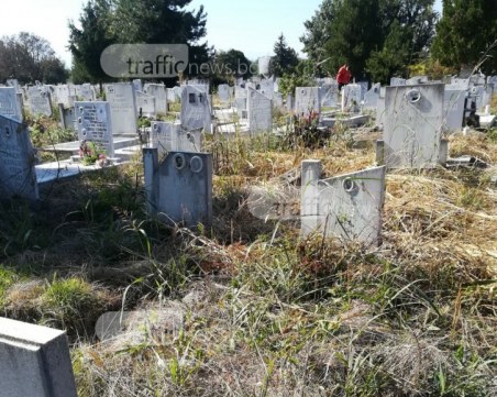Ще плащаме такса за поддръжка както на гроба, така и на цялото гробище