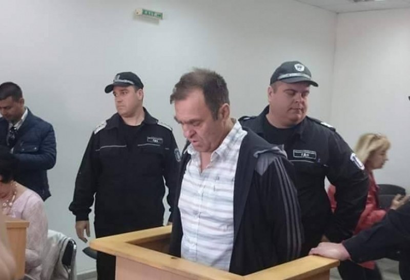 Екскметът Евстатиев се лекува при психиатър, след като излезе от затвора