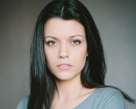 Ралица Паскалева прати ФБР по петите на подозрителен филмов продуцент