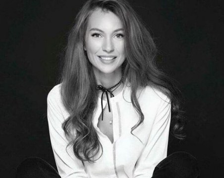 Никол Станкулова стана майка на момиченце