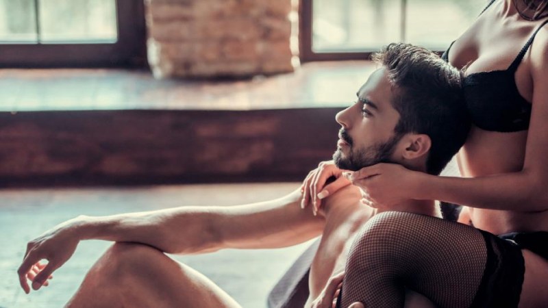 Четири неща, за които мъжете се притесняват преди секс