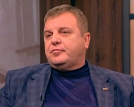 Каракачанов: Няма проблем да си подам оставката