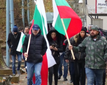 Протестиращи блокираха пътя за Гърция и АМ “Тракия“ СНИМКИ
