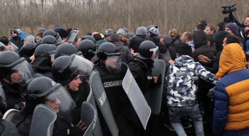 Организатор на протестите в Благоевград: Жандармерията ни прегази!