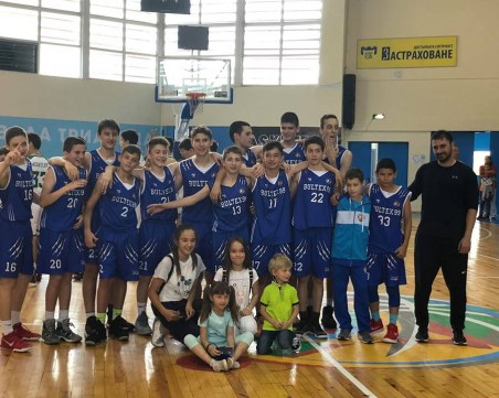 Празник на школата преди мача на Академик Бултекс 99 в събота