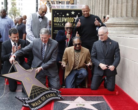 Снуп Дог се сдоби със звезда на Алеята на славата