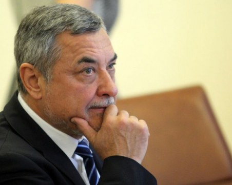 Депутатите гласуват оставката на Валери Симеонов