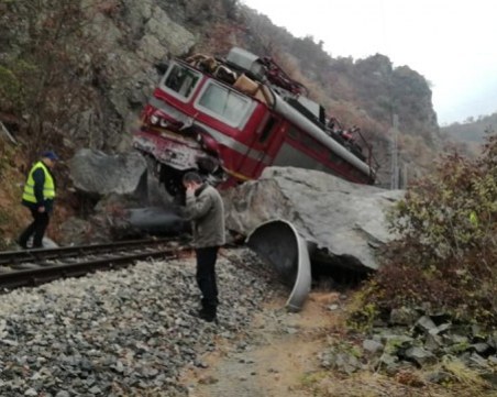 Експерт: Влакови инциденти като този в Кресненското дефиле могат да се предотвратят