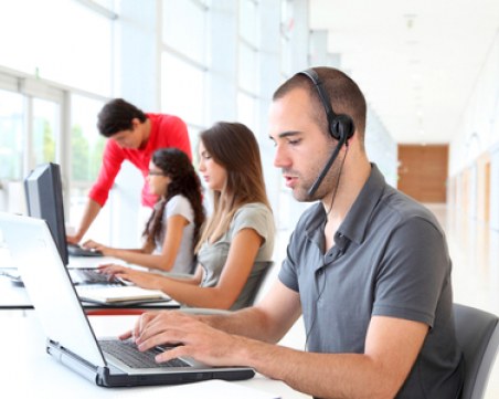 Какви са заплатите в колцентровете и в IT фирмите в Пловдив?