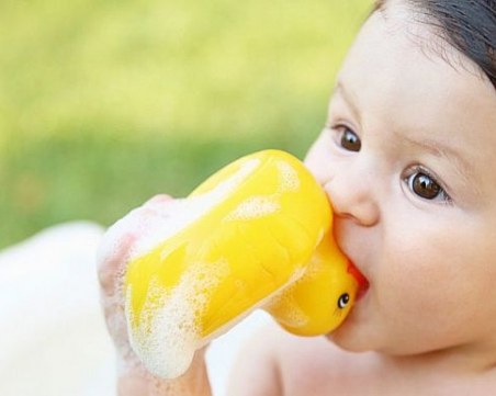 Внимавайте с коледните подаръци! Има фталати в детските играчки у нас