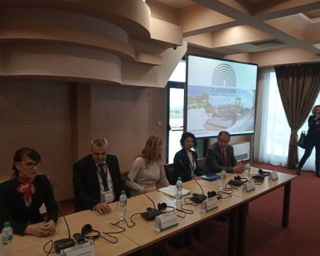 Министър Ангелкова: Културно-историческият туризъм е възможност да се увеличи интересът към Пловдив целогодишно СНИМКИ