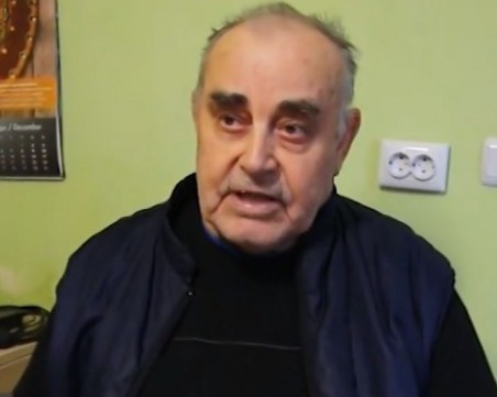 Пенсионер дари 50 000 за църква