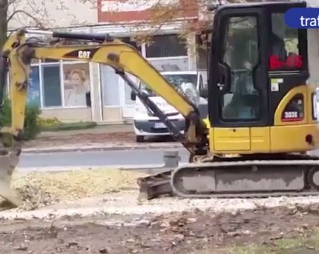 Строители си събраха чакъла от бул. 
