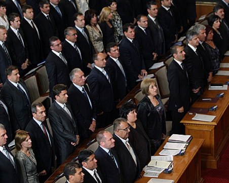 Ако субсидиите минат от 11 лева на левче, колко пари ще могат да отидат за народа?