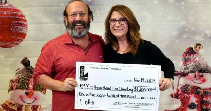 Семейство откри лотариен билет докато чисти, спечелиха близо два милиона
