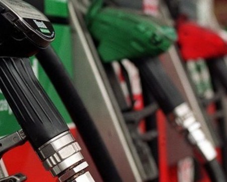 Премиерът:  От 2 години по-ниска цена на горивата не е имало