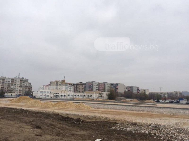 Изграждат паркинг с 400 места пред комплекс в Кючука СНИМКИ