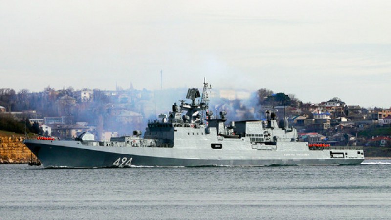 Руските сили откриха огън и превзеха украински кораби ВИДЕО