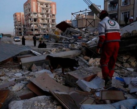 634 души са пострадали при силния трус в Иран