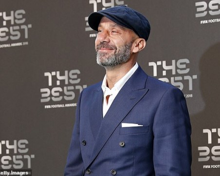 Легенда на Италия и Челси в тежка битка с рака