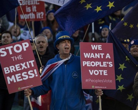 Официално: Гласуват Brexit na 11 декември