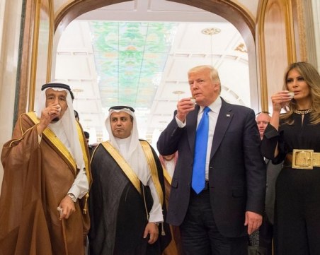 Разследват финансови връзки между Тръмп, Саудитска Арабия и Русия